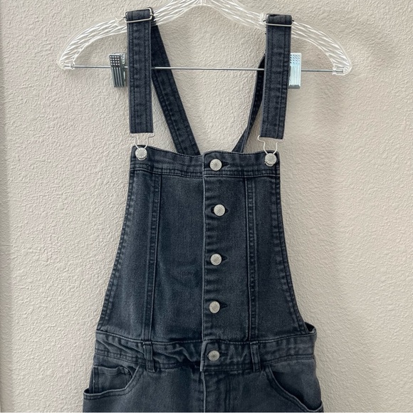 Love Tree Denim Black Overalls Size Medium Adjustable Straps Long Pants - Picture 2 of 5
